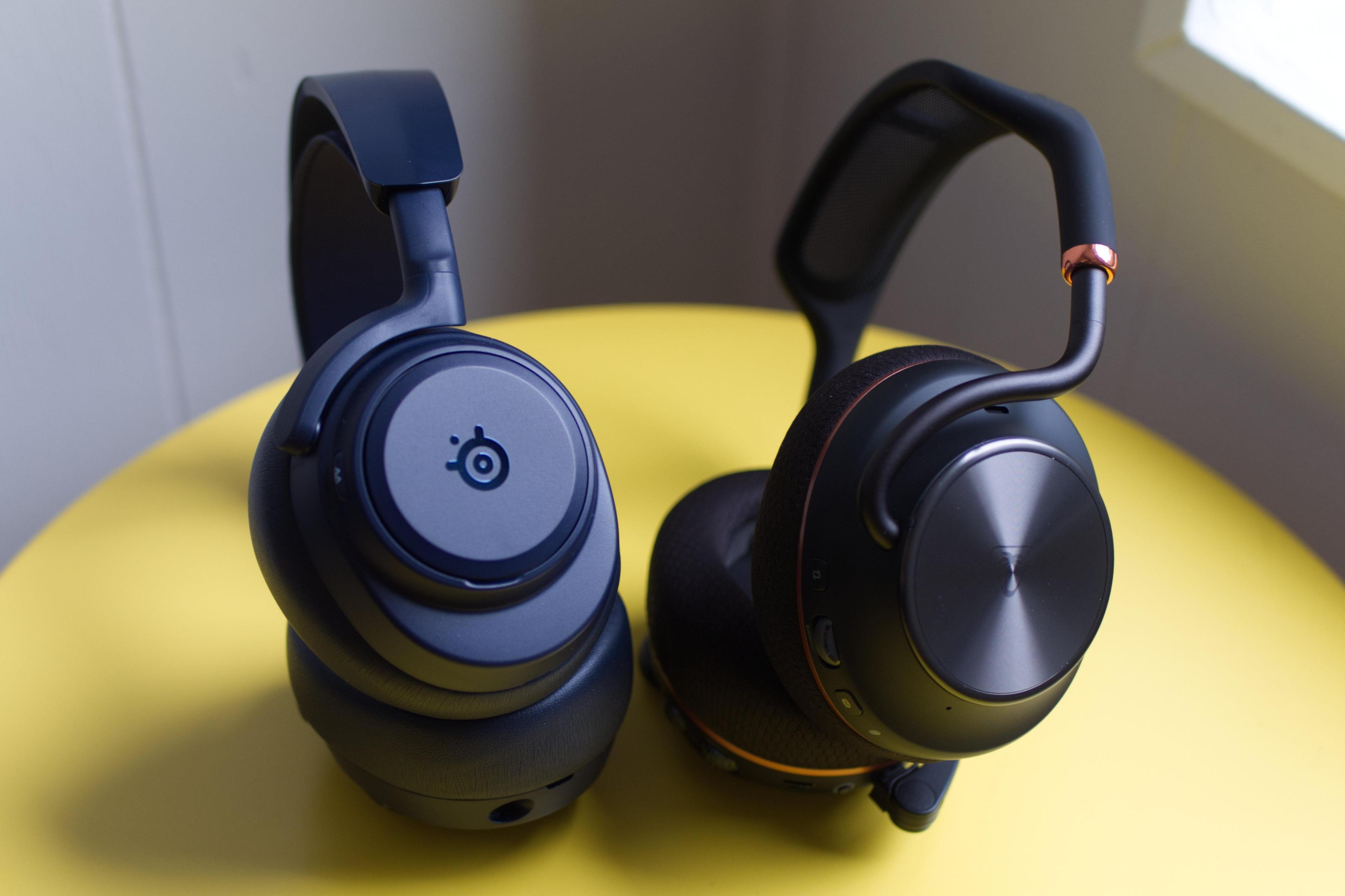 Turtle Beach Stealth Pro 2 ท้าชน SteelSeries Arctis